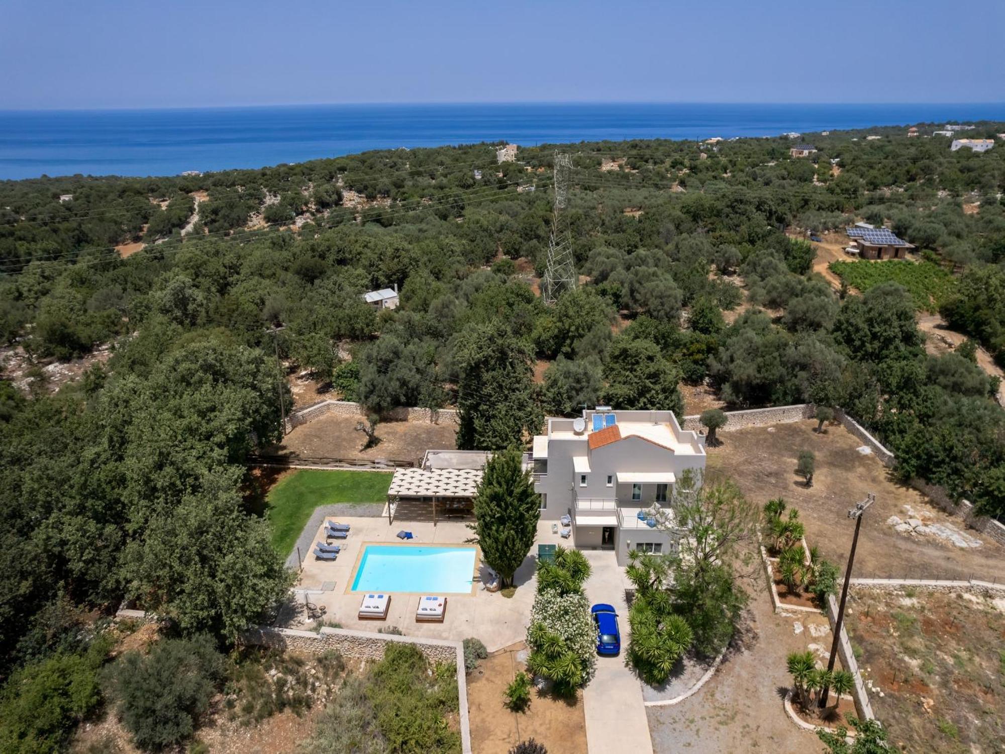 Villa Ellie - Heated Pool, Playground, Garden & Bbq! Vederoi Zewnętrze zdjęcie