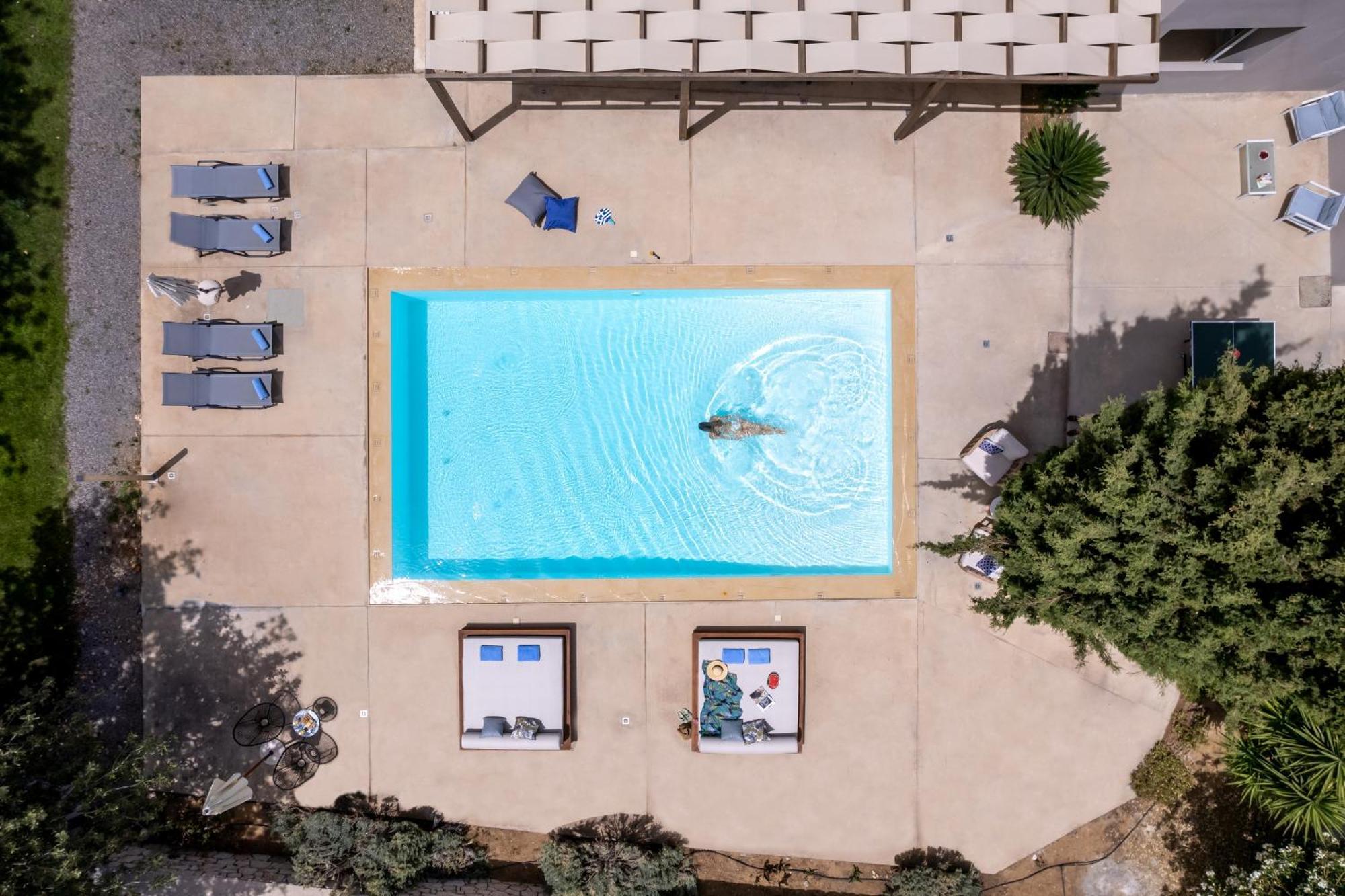Villa Ellie - Heated Pool, Playground, Garden & Bbq! Vederoi Zewnętrze zdjęcie
